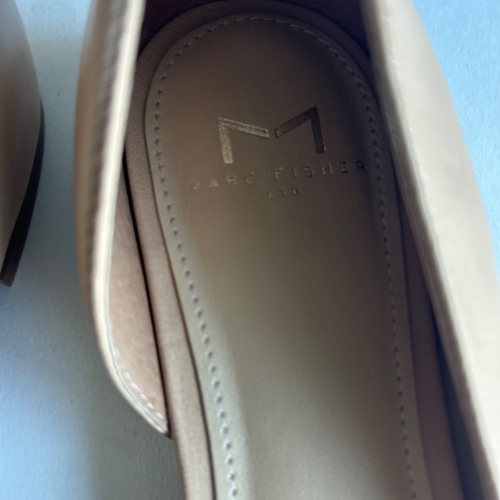 Marc Fisher Cream Leather Point Toe Flats size 6 - Picture 6 of 12